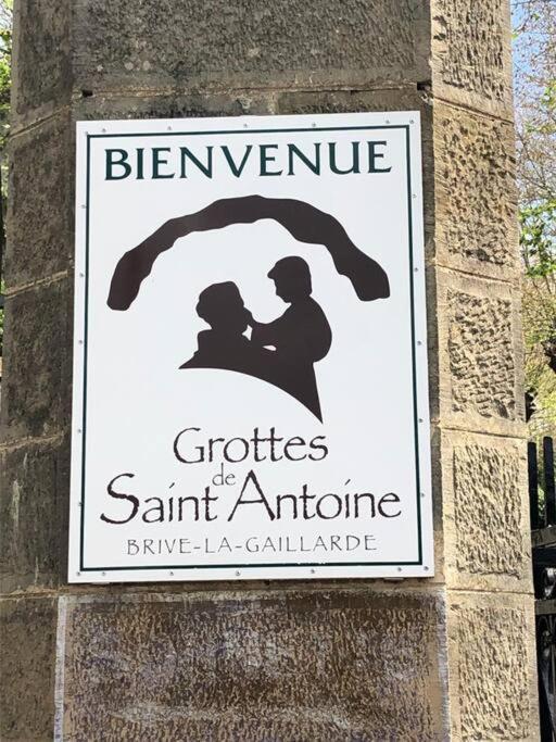Logement A Brive Avec Terrasse Et Climatisation - Pres De La Gare Et Du Centre-Ville - Wifi Et Stationnement Gratuit エクステリア 写真
